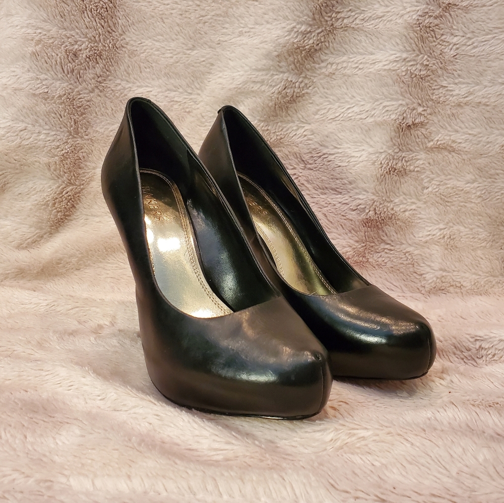 Bakers Black Leather High Heels